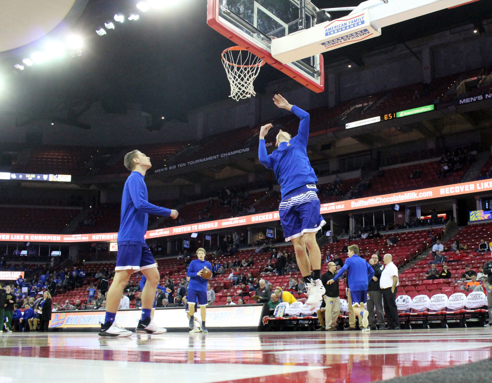 McDonell boys basketball vs Sheboygan Area Lutheran 3-15-19